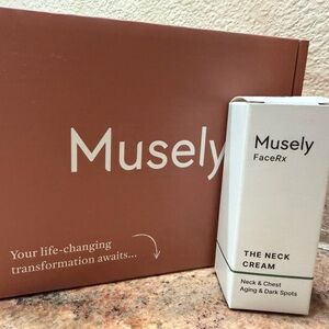 Muse FaceRx Neck Cream - White and Brown